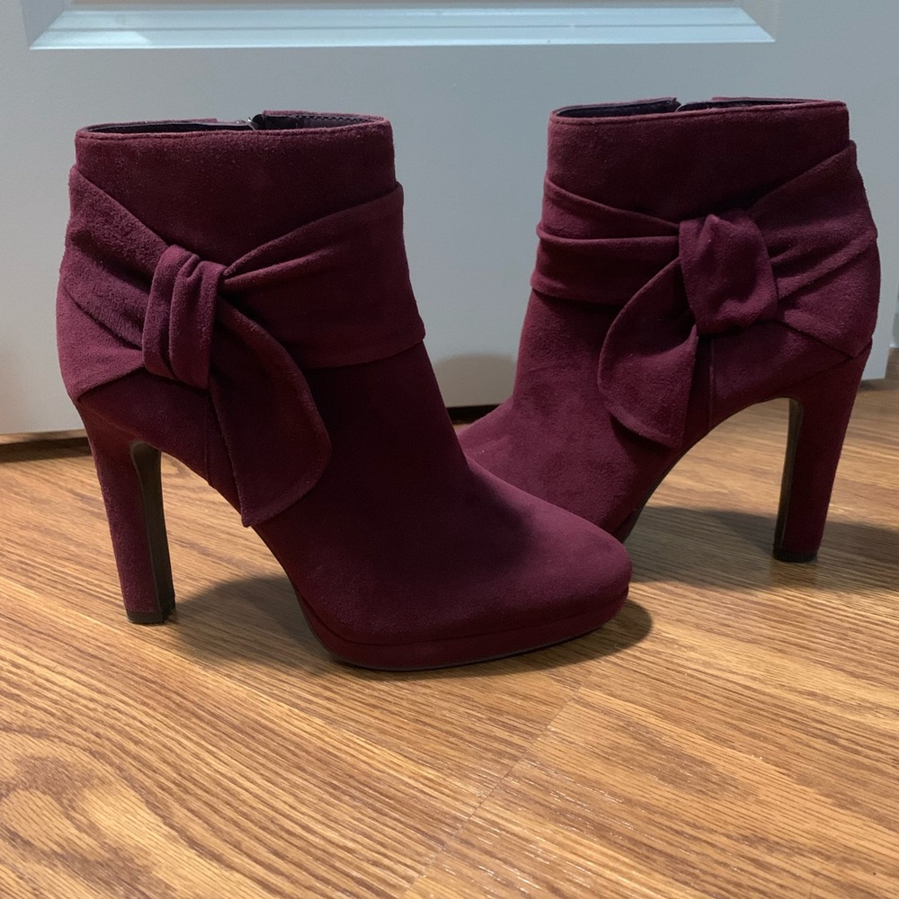Gianni Bini Booties, Maroon, Size 6